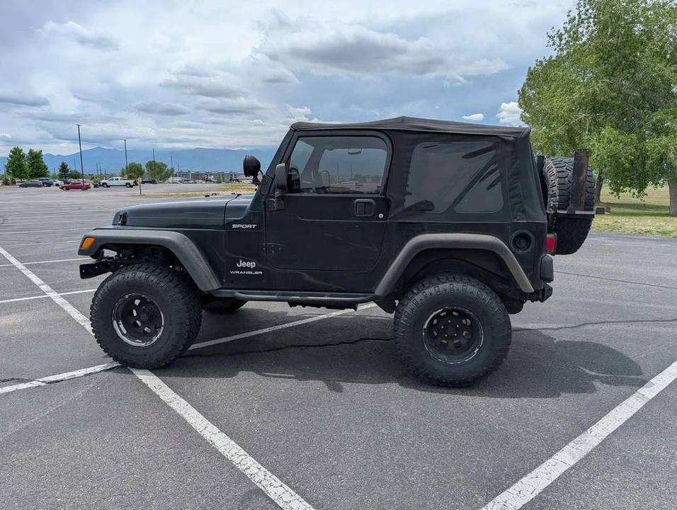 2004 Jeep TJ Wrangler - Image 2 of 16