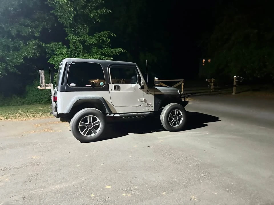 2004 Jeep TJ Wrangler - Image 5 of 7