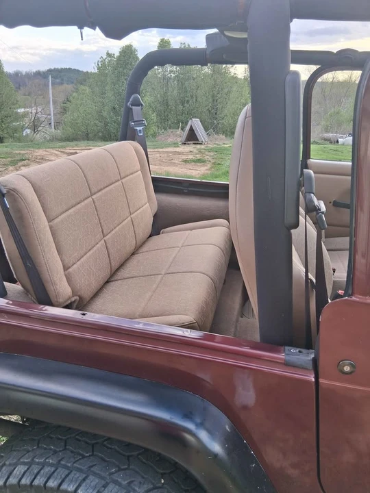 2004 Jeep TJ Wrangler - Image 6 of 6