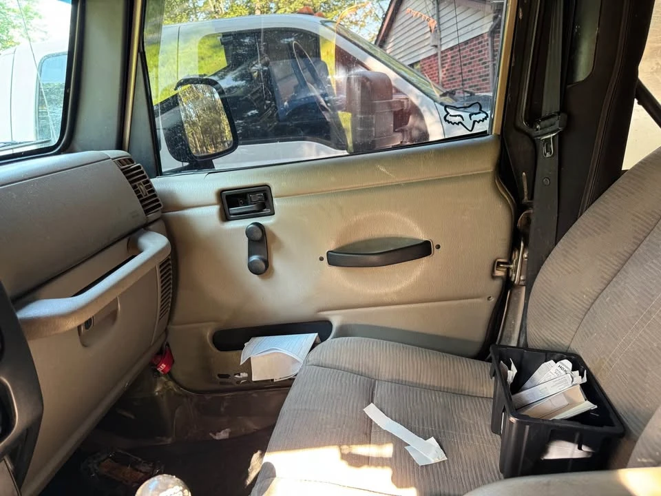 2004 Jeep TJ Wrangler - Image 2 of 15