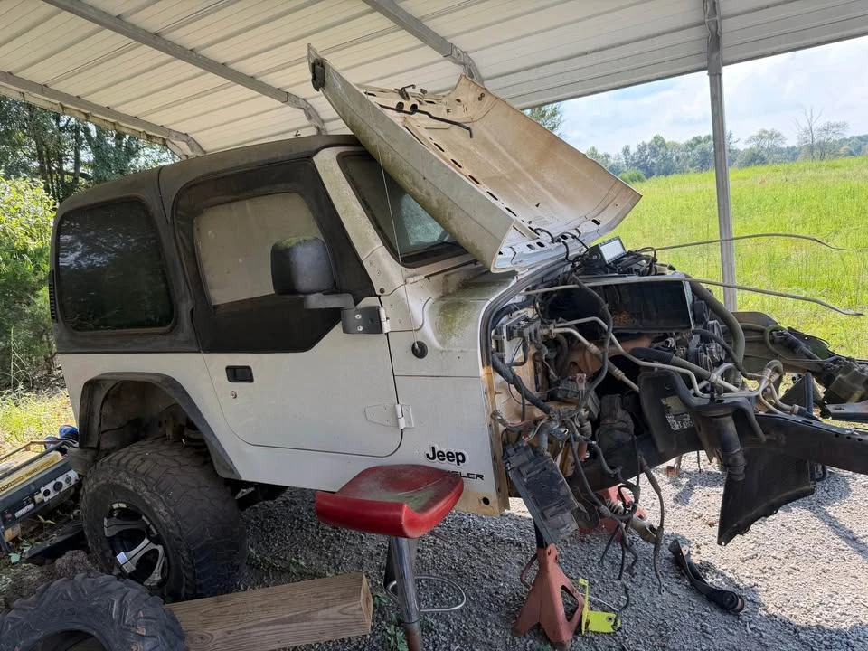 2004 Jeep TJ Wrangler - Image 5 of 6