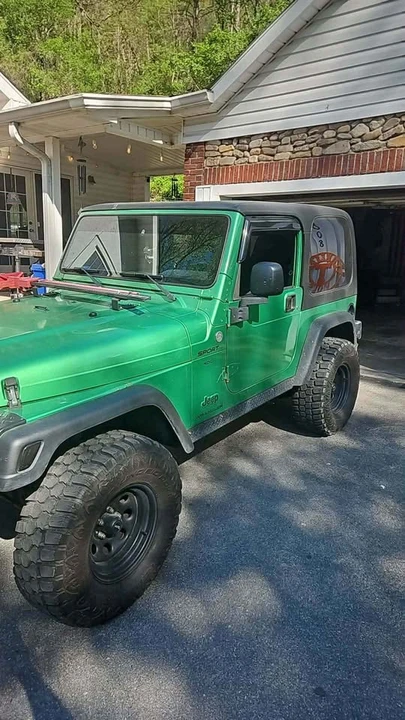 2004 Jeep TJ Wrangler - Image 2 of 10