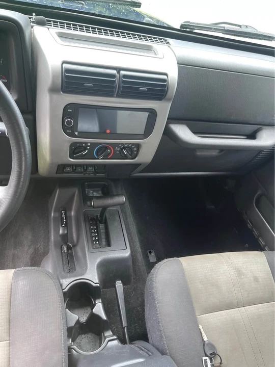 2004 Jeep TJ Wrangler - Image 6 of 12