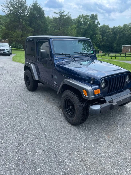 2004 Jeep TJ Wrangler - Image 2 of 12
