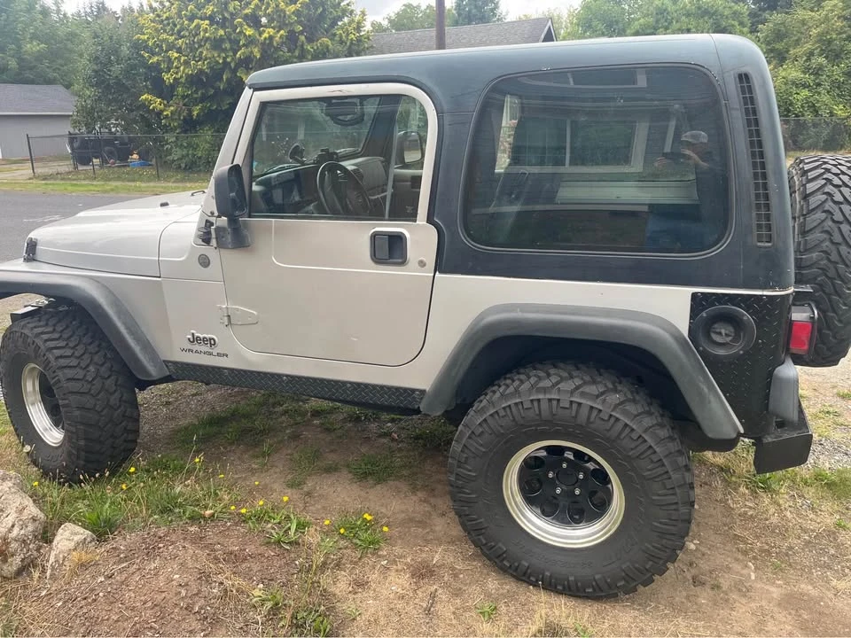 2004 Jeep TJ Wrangler - Image 3 of 3