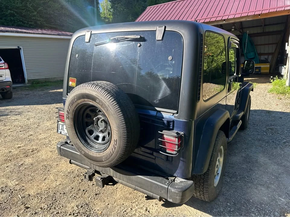 2004 Jeep TJ Wrangler - Image 2 of 5