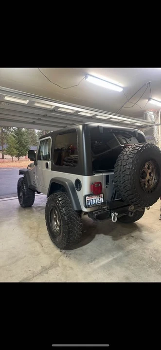 2004 Jeep TJ Wrangler - Image 2 of 4