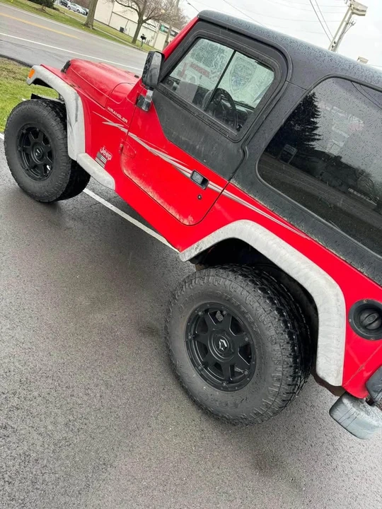 2004 Jeep TJ Wrangler - Image 2 of 6