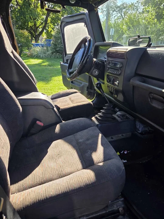 2004 Jeep TJ Wrangler - Image 6 of 8
