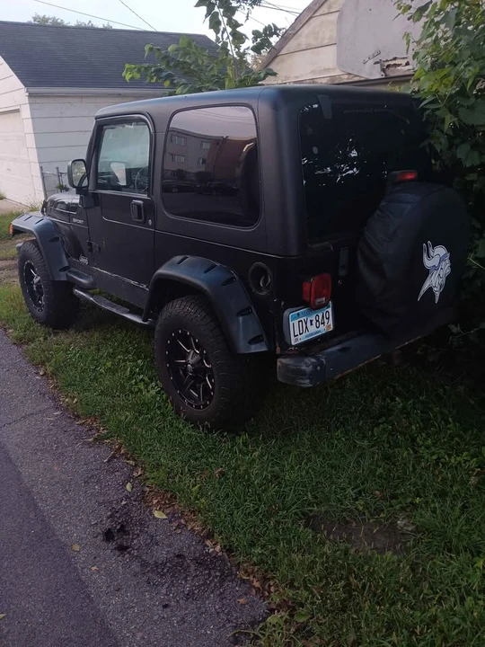 2004 Jeep TJ Wrangler - Image 2 of 4