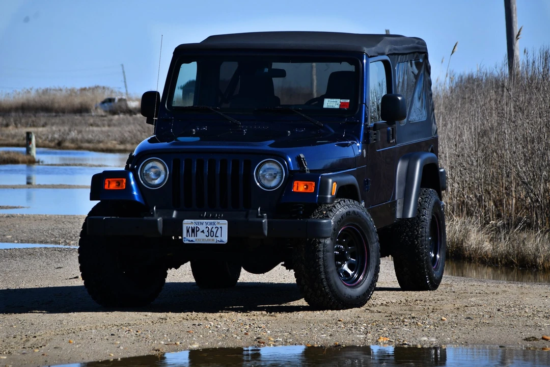 2004 Jeep TJ Wrangler - Image 2 of 31