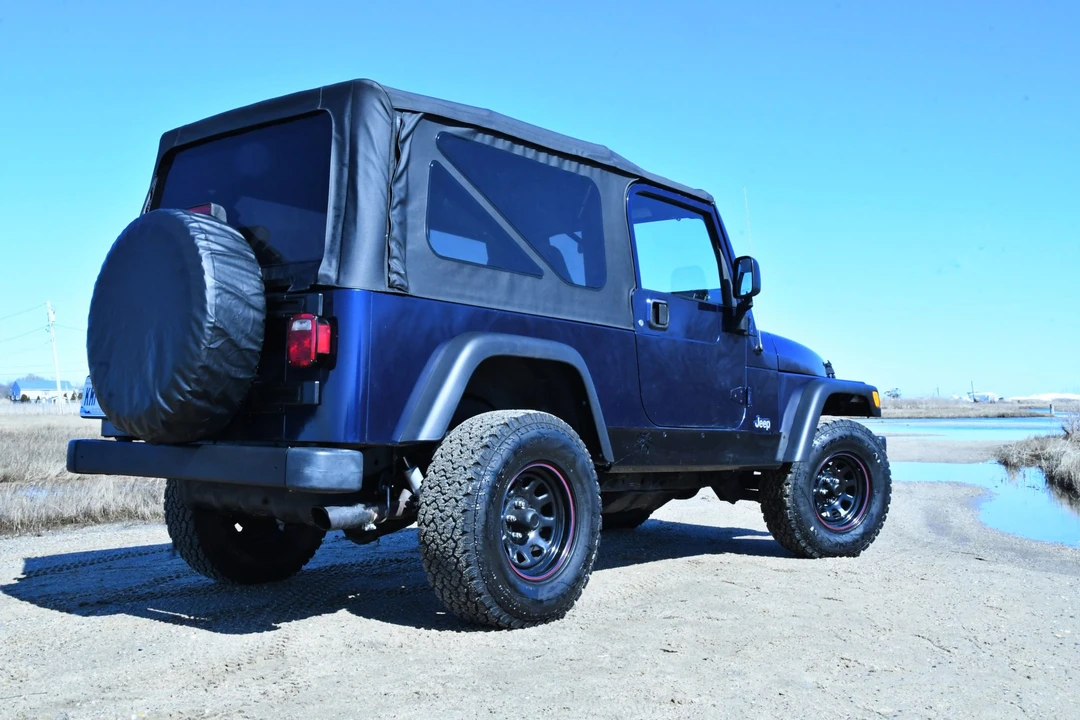 2004 Jeep TJ Wrangler - Image 10 of 31