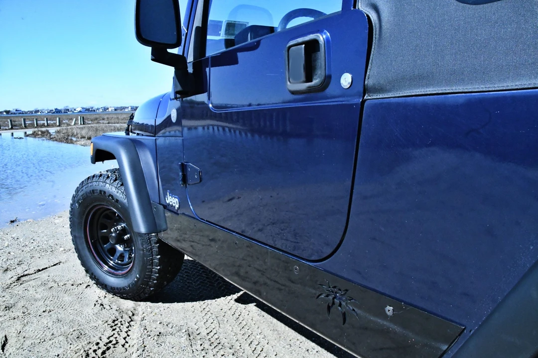 2004 Jeep TJ Wrangler - Image 15 of 31