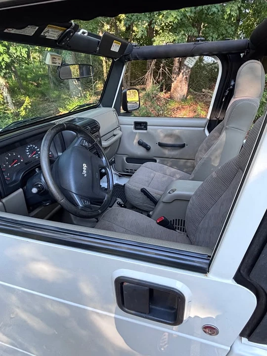 2004 Jeep TJ Wrangler - Image 18 of 20