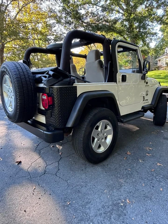 2004 Jeep TJ Wrangler - Image 14 of 20