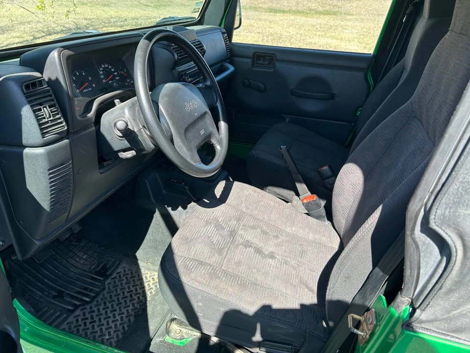 2004 Jeep TJ Wrangler - Image 6 of 9