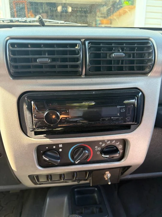 2004 Jeep TJ Wrangler - Image 13 of 21