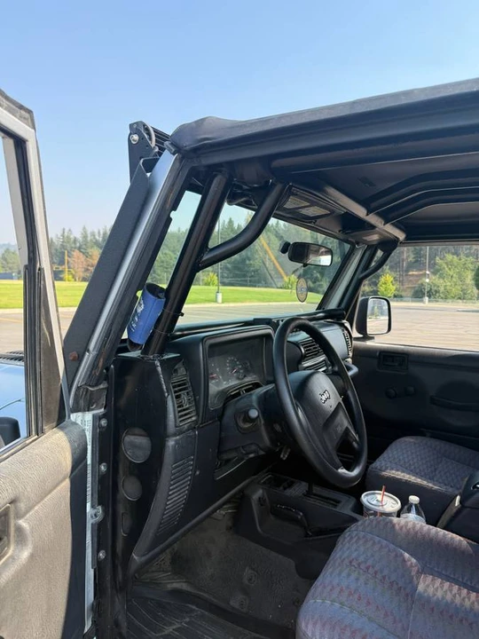 2004 Jeep TJ Wrangler - Image 6 of 11