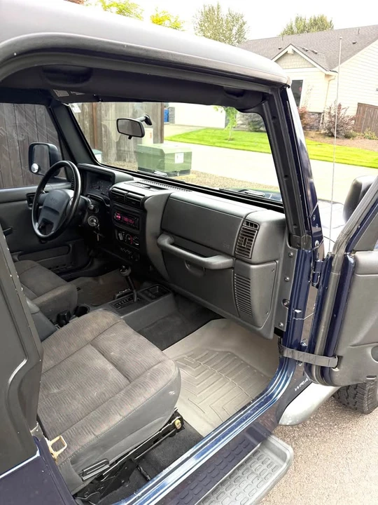 2004 Jeep TJ Wrangler - Image 10 of 20