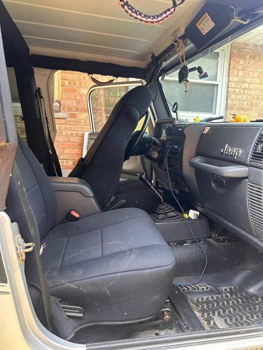 2004 Jeep TJ Wrangler - Image 10 of 12