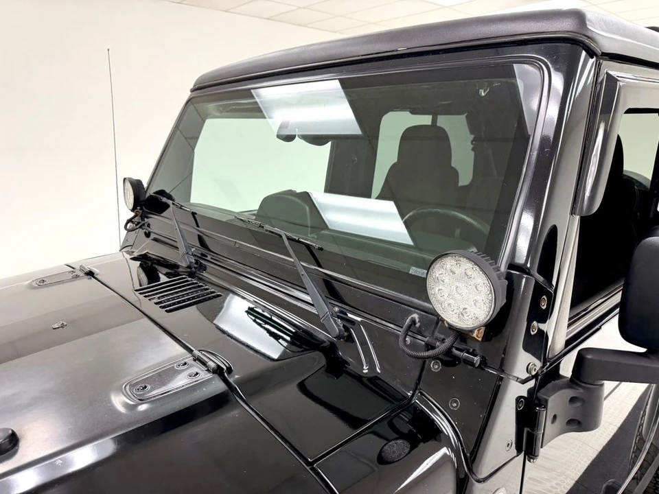 2004 Jeep - Image 14 of 31