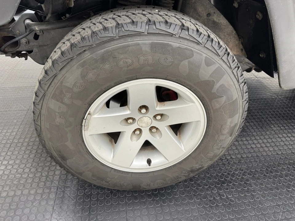 2004 Jeep - Image 12 of 31