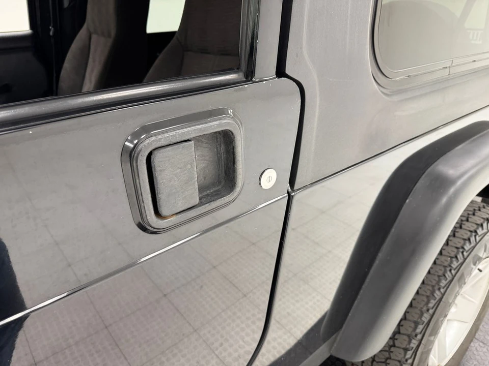 2004 Jeep - Image 17 of 31