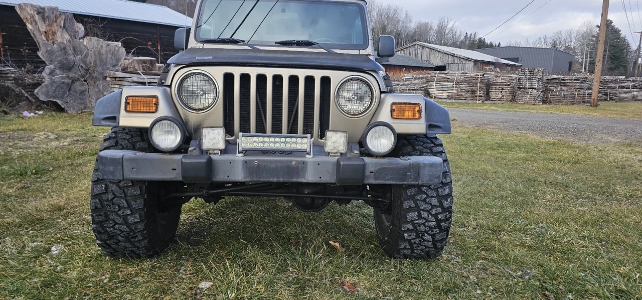 2004 Jeep TJ Wrangler - Image 10 of 21