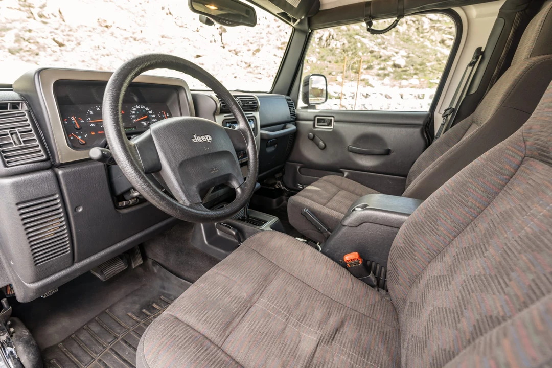 2004 Jeep TJ Wrangler - Image 30 of 31