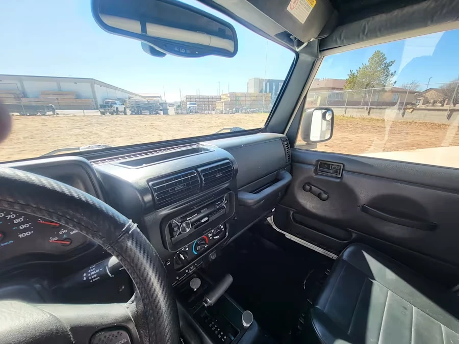 2004 Jeep TJ Wrangler - Image 16 of 23