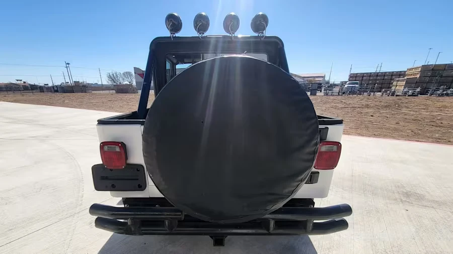 2004 Jeep TJ Wrangler - Image 5 of 23