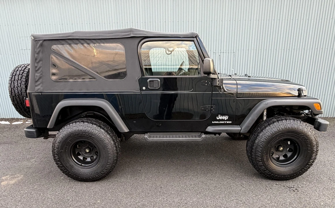 2004 Jeep TJ Wrangler - Image 17 of 31