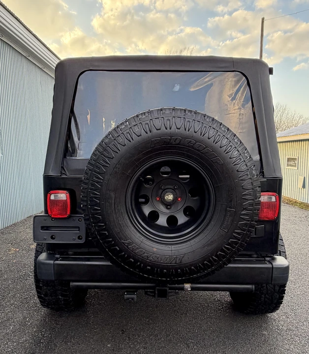 2004 Jeep TJ Wrangler - Image 28 of 31