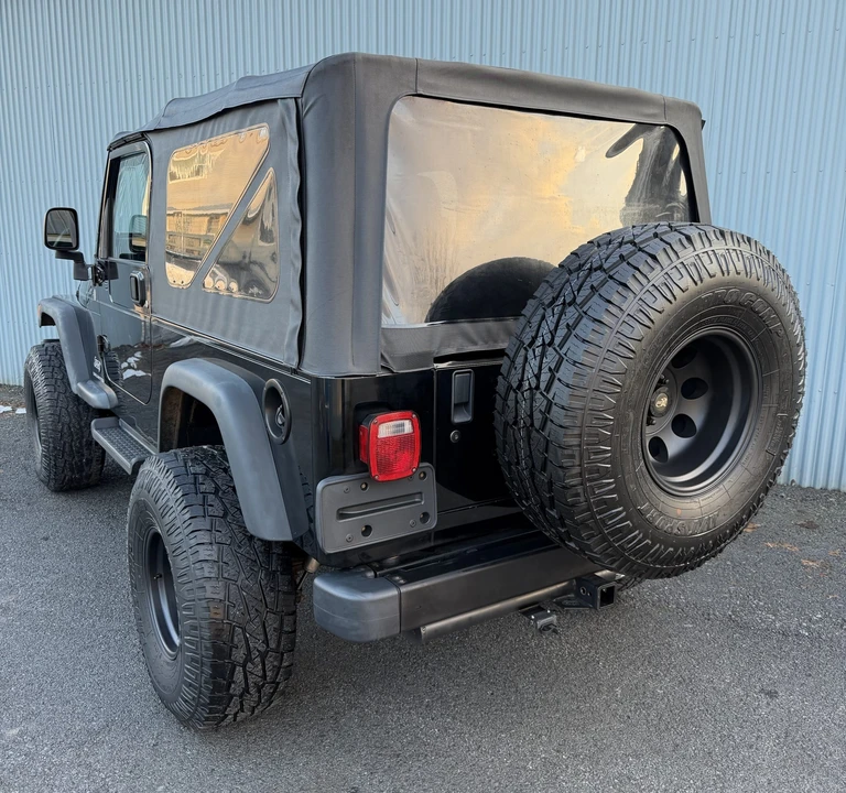 2004 Jeep TJ Wrangler - Image 29 of 31