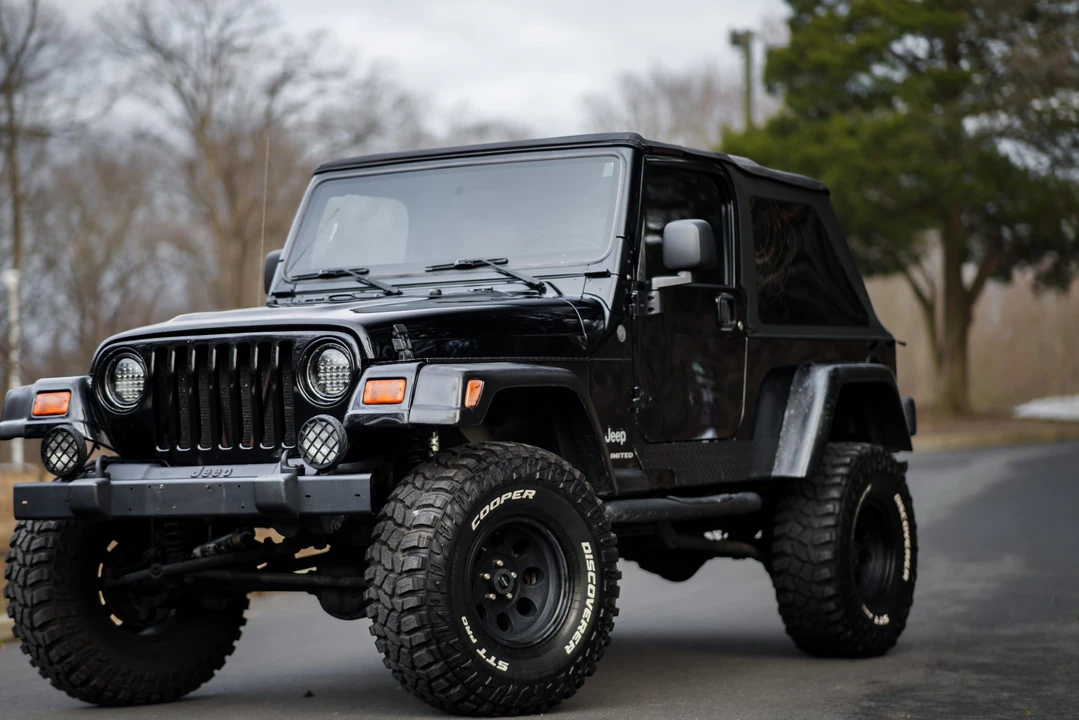 2004 Jeep TJ Wrangler - Image 10 of 31