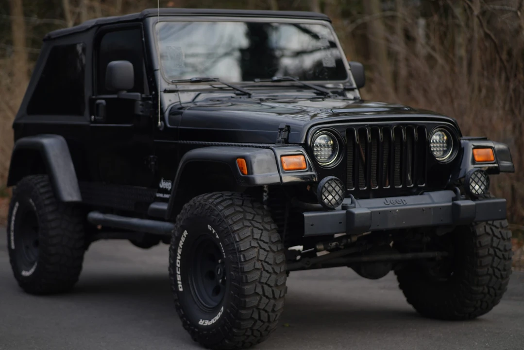 2004 Jeep TJ Wrangler - Image 15 of 31