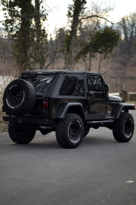 2004 Jeep TJ Wrangler - Image 21 of 31