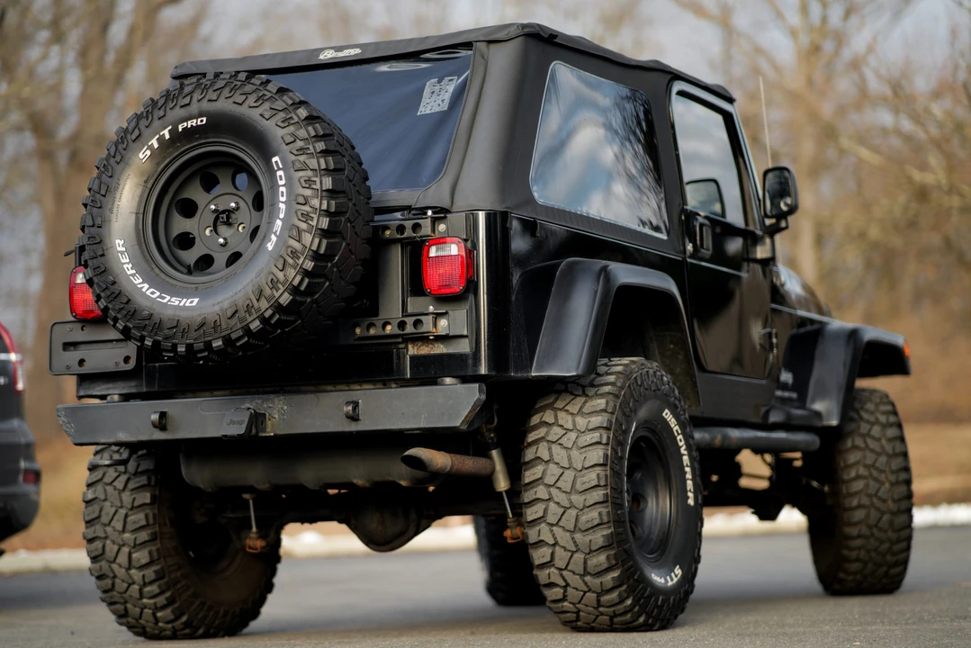 2004 Jeep TJ Wrangler - Image 26 of 31