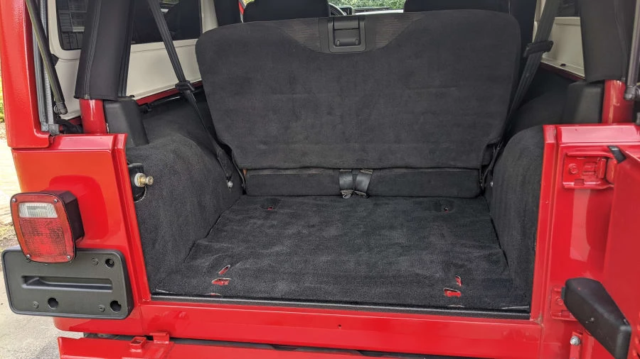 2004 Jeep TJ Wrangler - Image 18 of 23