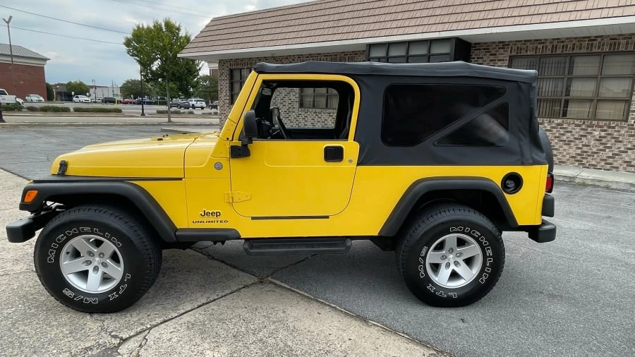 2004 Jeep TJ Wrangler - Image 6 of 12