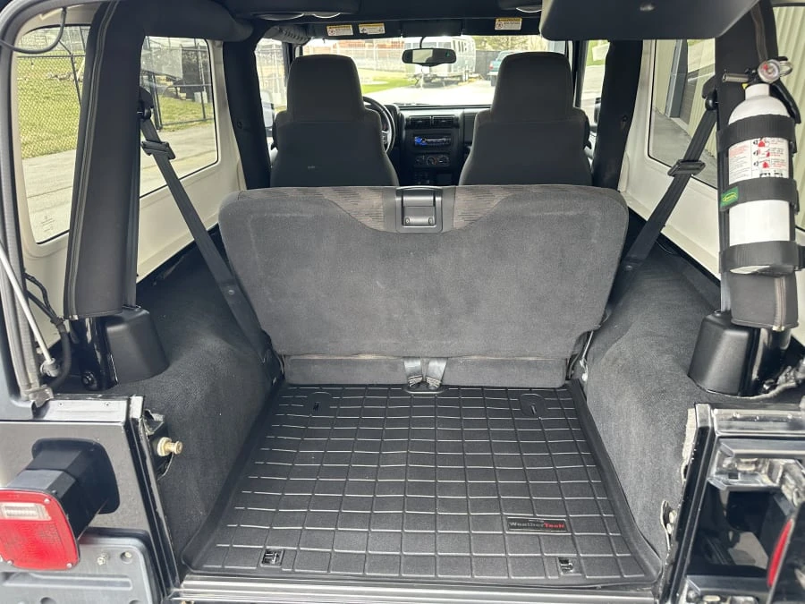 2004 Jeep TJ Wrangler - Image 30 of 31