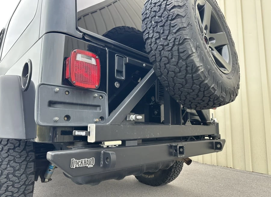 2004 Jeep TJ Wrangler - Image 15 of 31