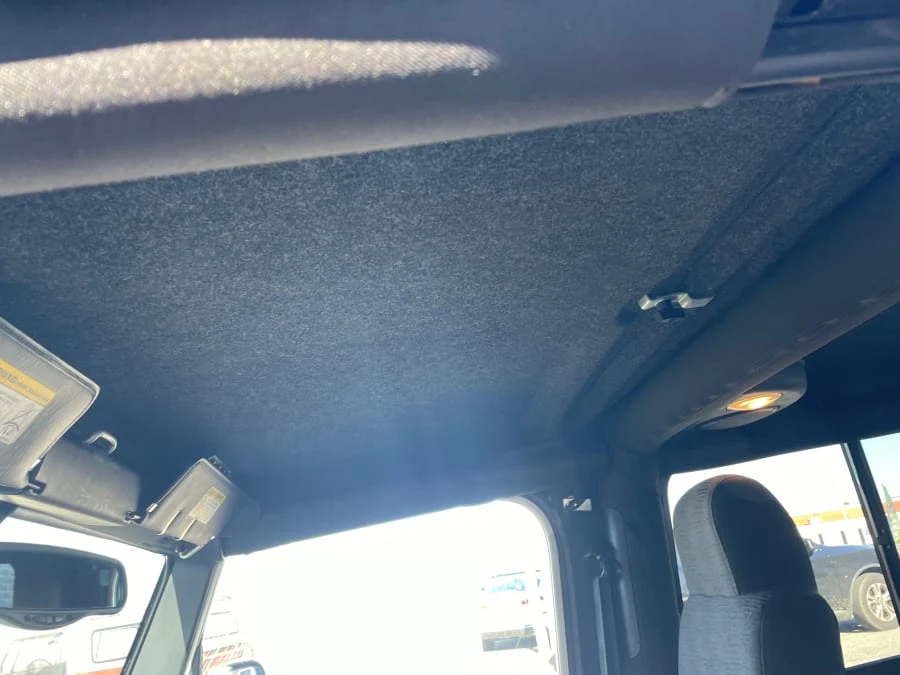 2004 Jeep TJ Wrangler - Image 29 of 31