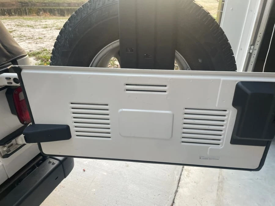 2004 Jeep TJ Wrangler - Image 23 of 31