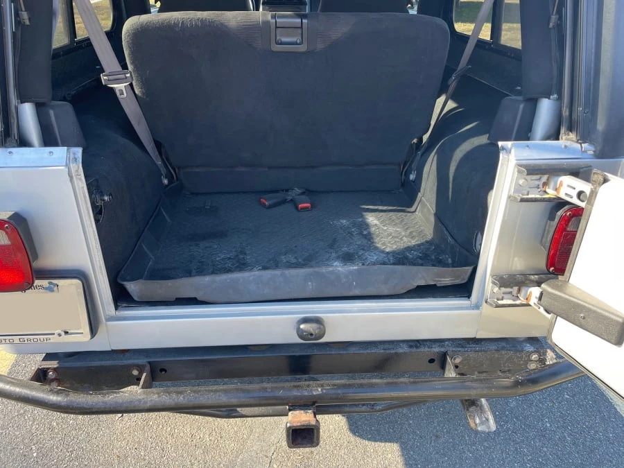 2004 Jeep TJ Wrangler - Image 18 of 31