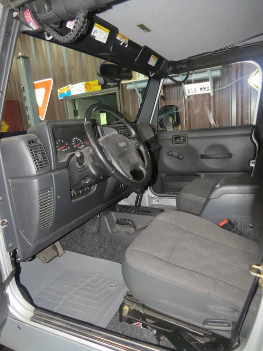 2004 Jeep TJ Wrangler - Image 14 of 20