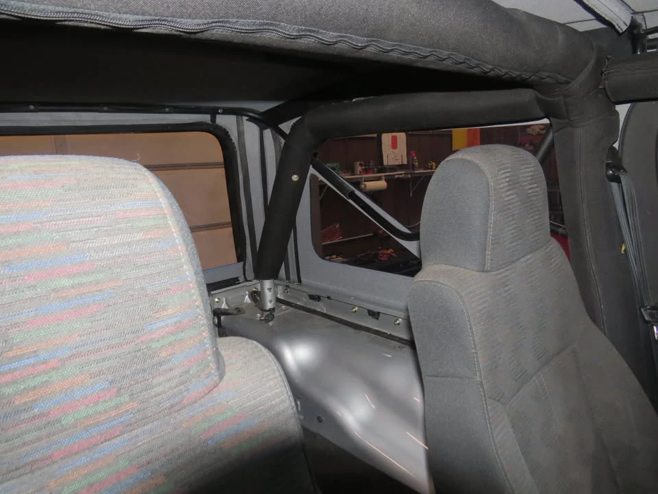 2004 Jeep TJ Wrangler - Image 16 of 20