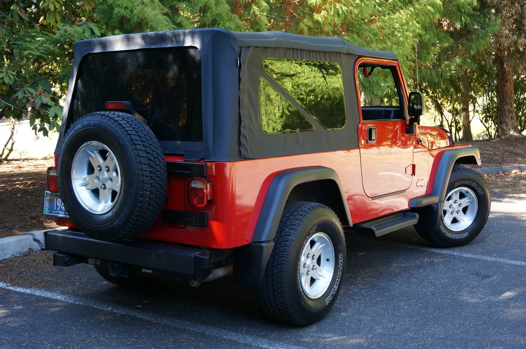 2004 Jeep TJ Wrangler - Image 25 of 31