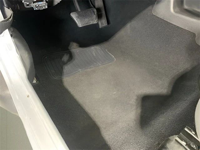 2004 Jeep TJ Wrangler - Image 20 of 21