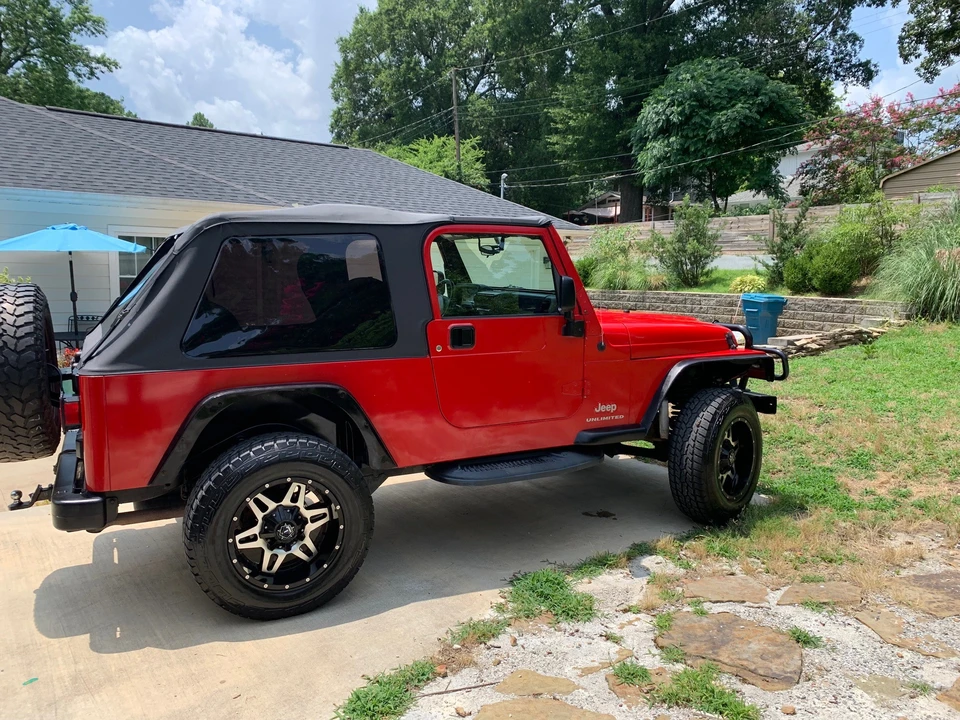 2004 Jeep TJ Wrangler - Image 14 of 31